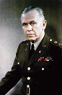 https://upload.wikimedia.org/wikipedia/commons/thumb/9/91/General_George_C._Marshall%2C_official_military_photo%2C_1946.JPEG/220px-General_George_C._Marshall%2C_official_military_photo%2C_1946.JPEG